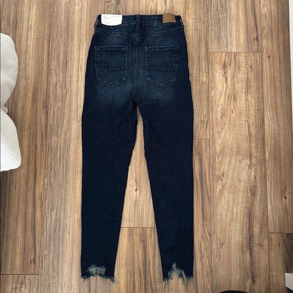 American Eagle Curvy Highest Rise Jegging - Size: 2 Short - Picture 3 of 4
